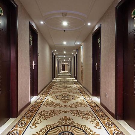 Vienna Hotel Guangzhou Shaheding Metro Station Dış mekan fotoğraf